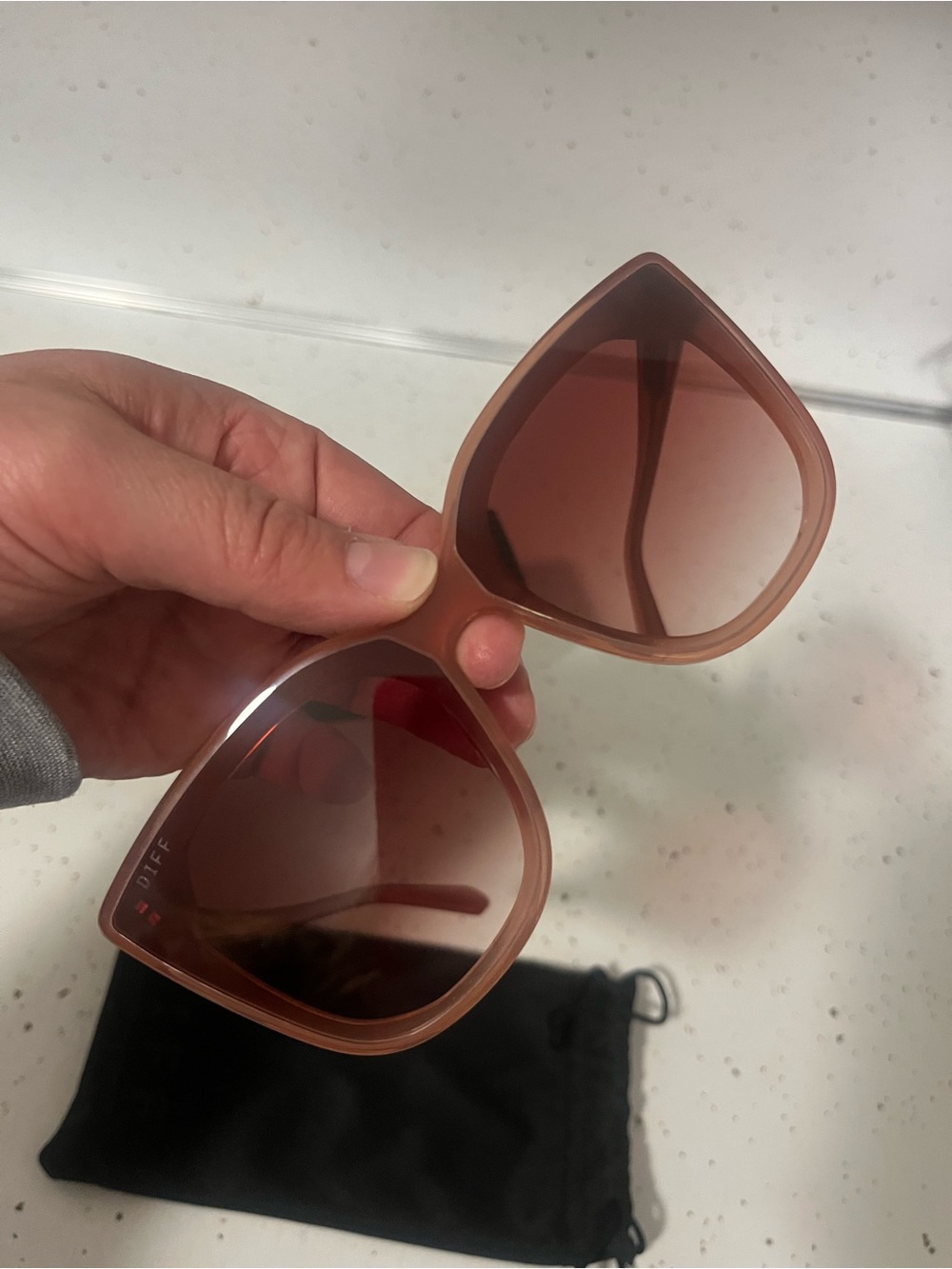 DIFF Eyewear Gjelina sunglasses - Picture 3 of 5